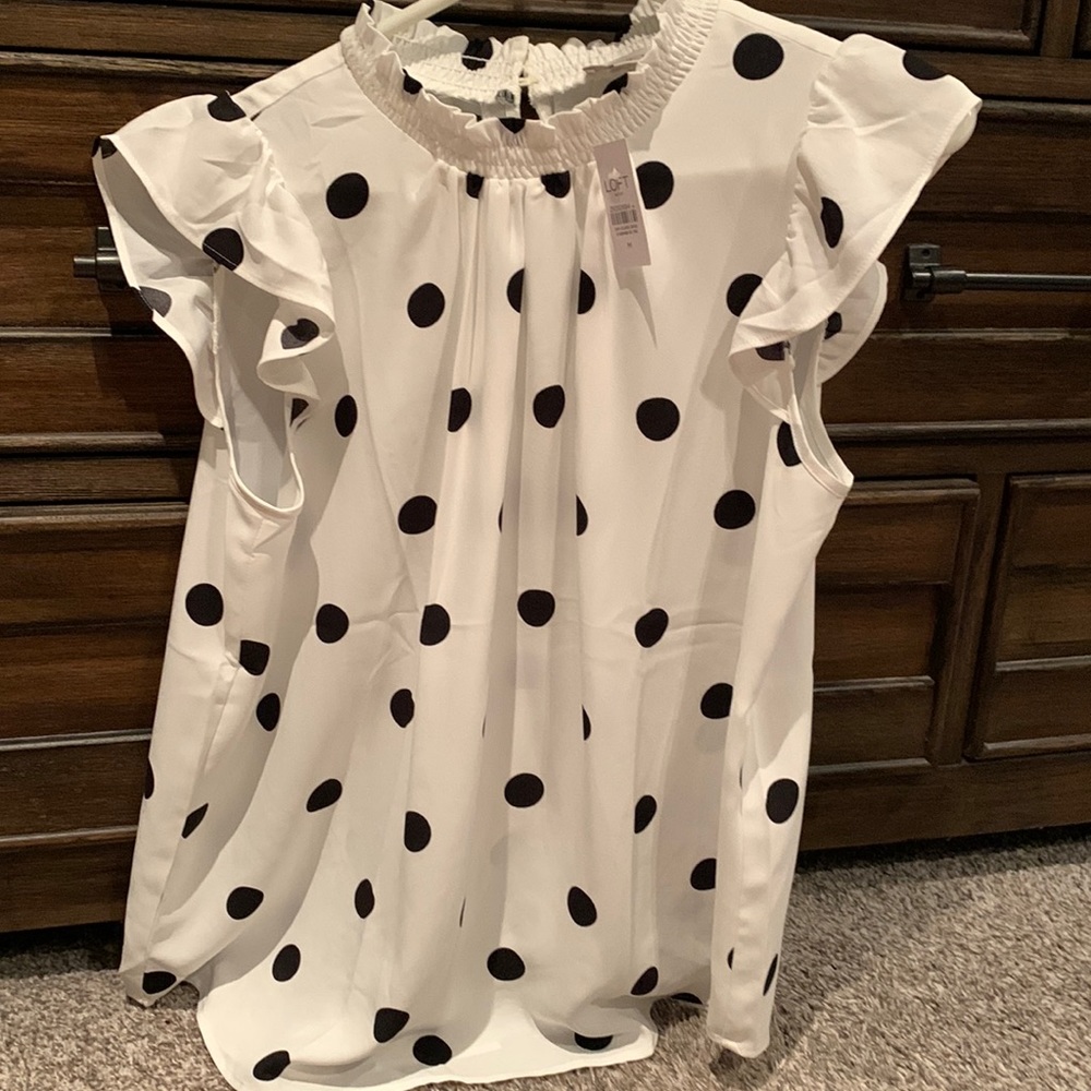 NWT Loft outlet high neck cap sleeve top M